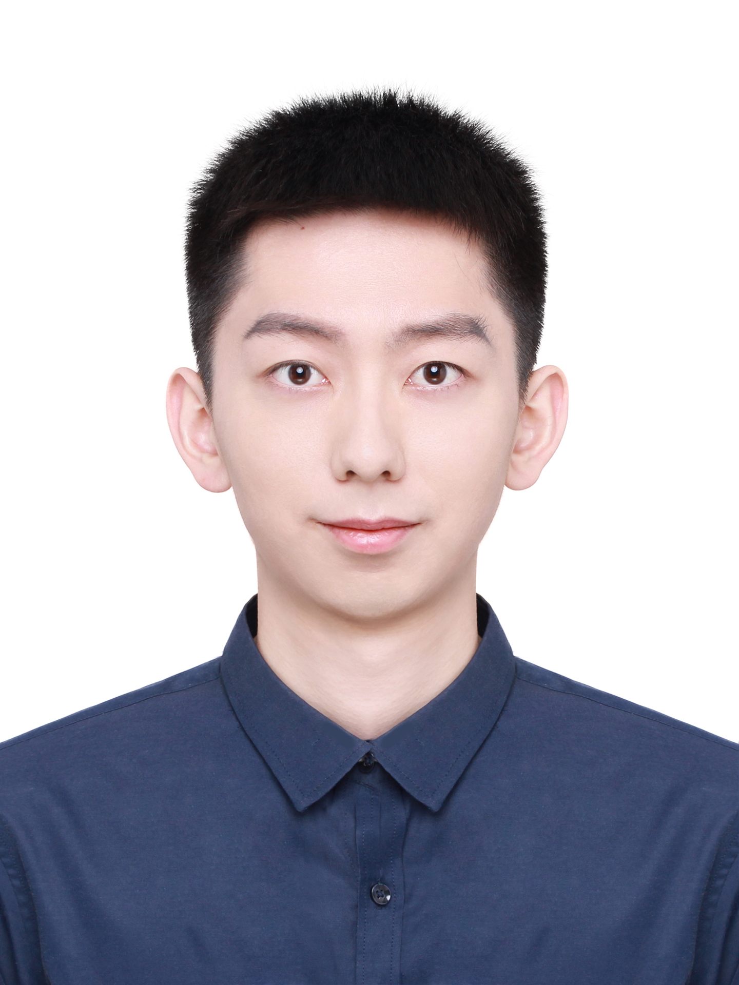 游宇宁证件照.jpg