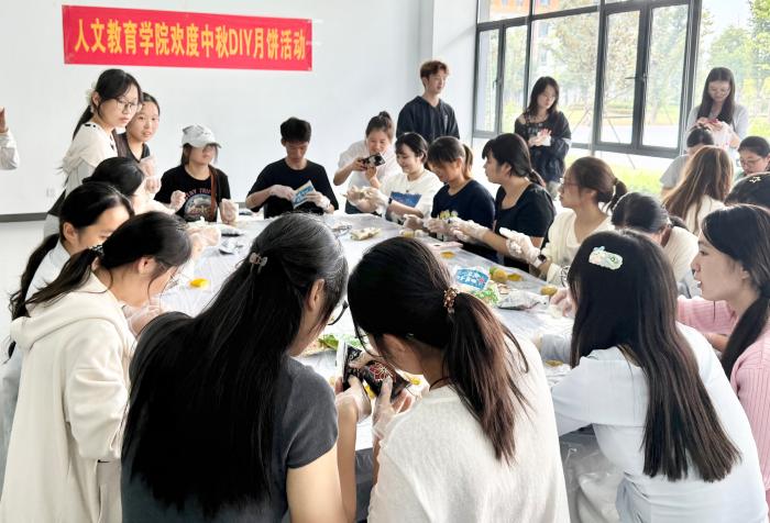 活动现场2(1).jpg