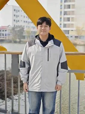 施贵安 自强之星
